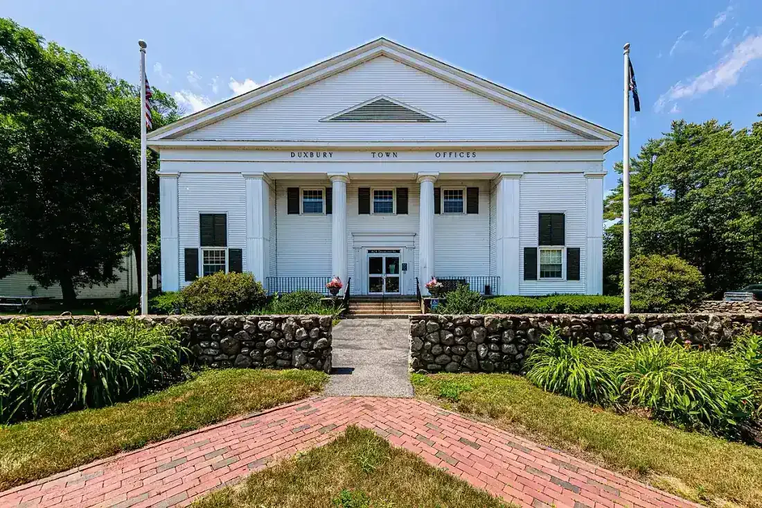 Powder Point Bridge, Duxbury MA — solar energy savings for local homeowners