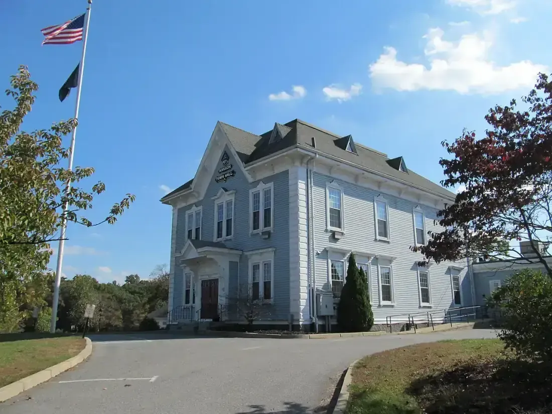 Maquan Pond, Hanson MA — solar energy savings for local homeowners