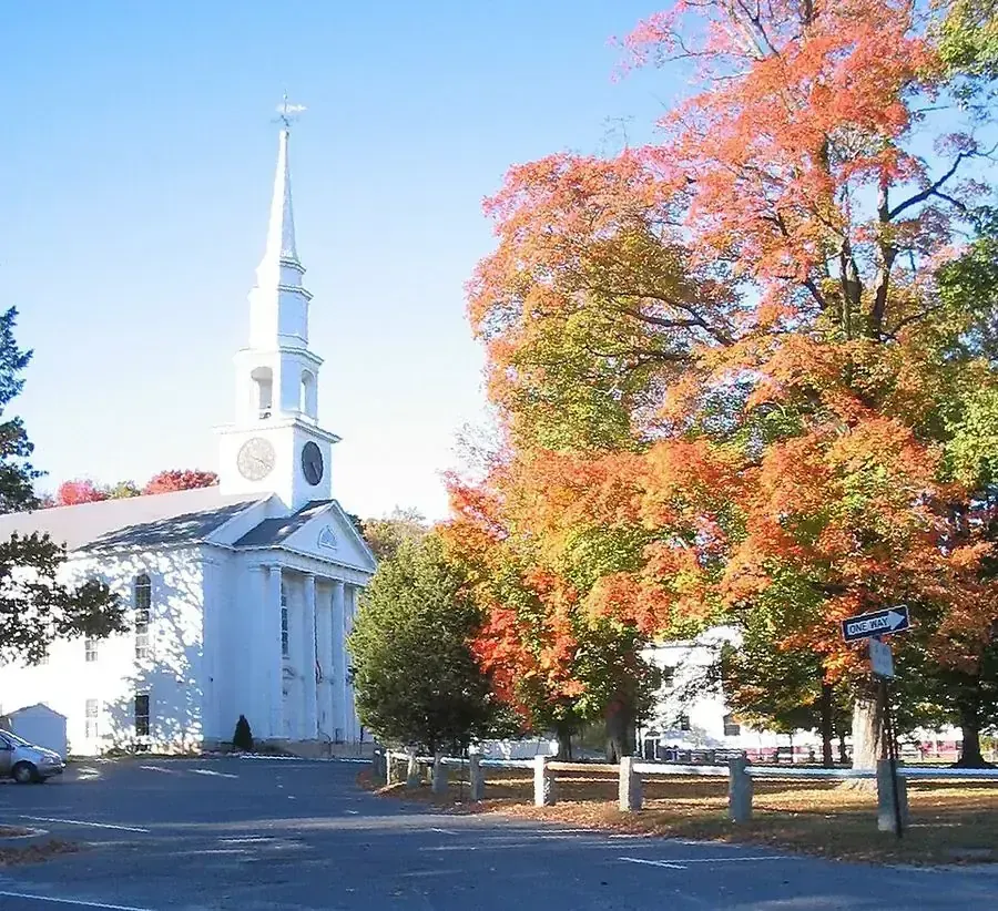 Holliston Town Common, Holliston MA — solar energy savings for local homeowners